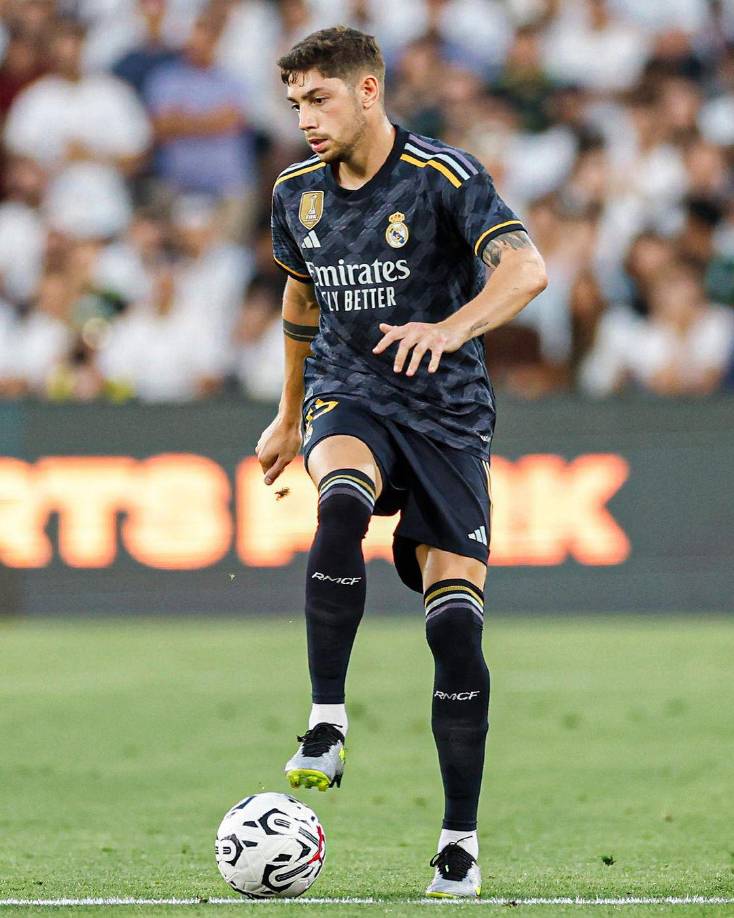 Mediocentro: Fede Valverde.