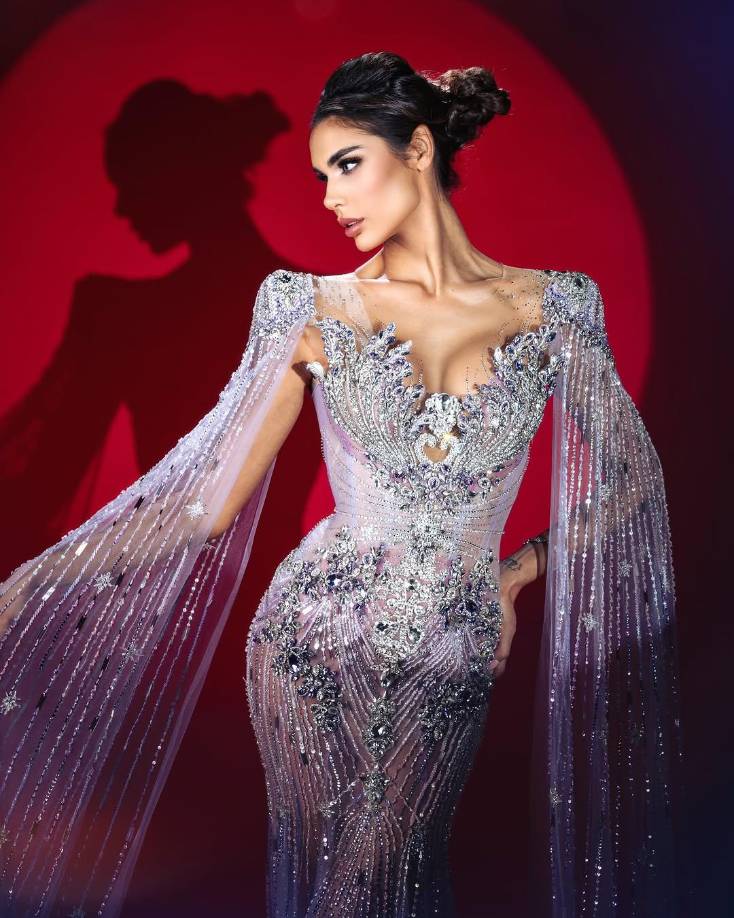 Además, en el documento oficial se destacó que la Organización Miss Universo era reconocida por promover la inclusión, celebrar la diversidad y respetar las creencias y experiencias de todas las personas. De este modo, todos los representantes también debían reflejar aquellos principios.