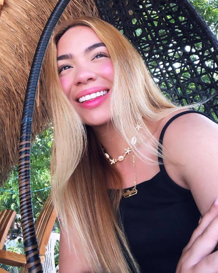 El fotógrafo contó que en lugar había unas 120 personas y “todo transcurría con normalidad, muchas de las personas estaban sentadas”.