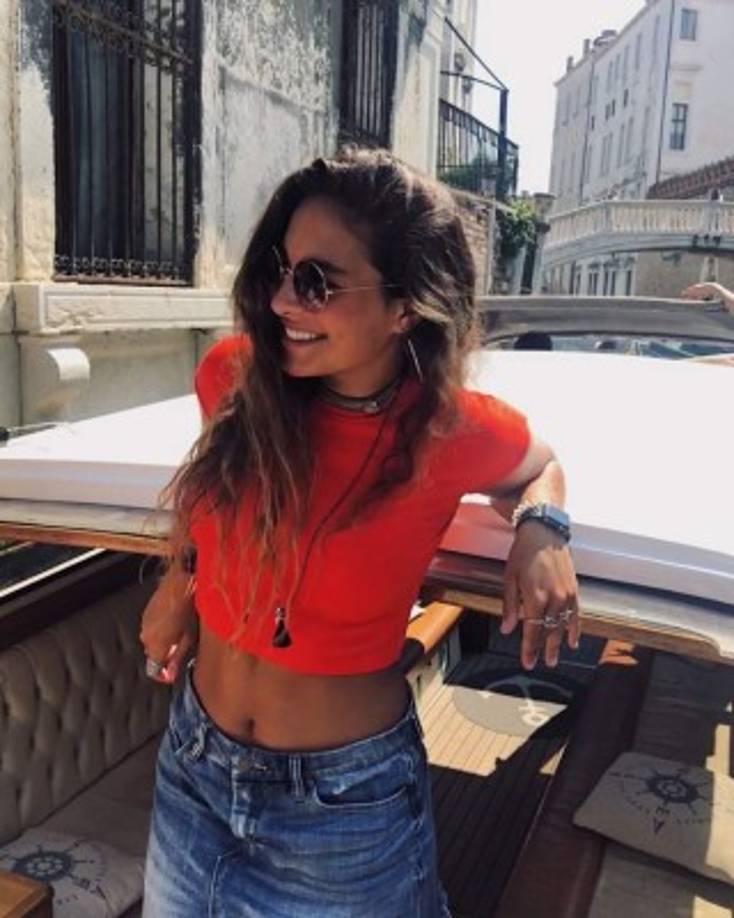 Isadora también suele hacer publicaciones para recordarle a su guapo padre cuanto lo admira y ama.