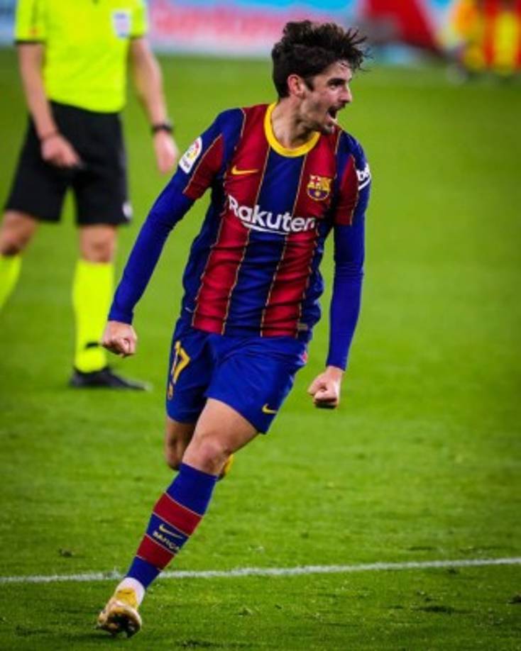 Francisco Trincao, con un suelo de ocho millones de euros al año, no cuenta con espacio en la disposición táctica de Ronald Koeman. El delantero portugués formaría parte de la operación salida y el Barcelona ya le puso precio a su venta: 30 millones de euros. El Wolverhampton de la Premier League está interesado en sus servicios.