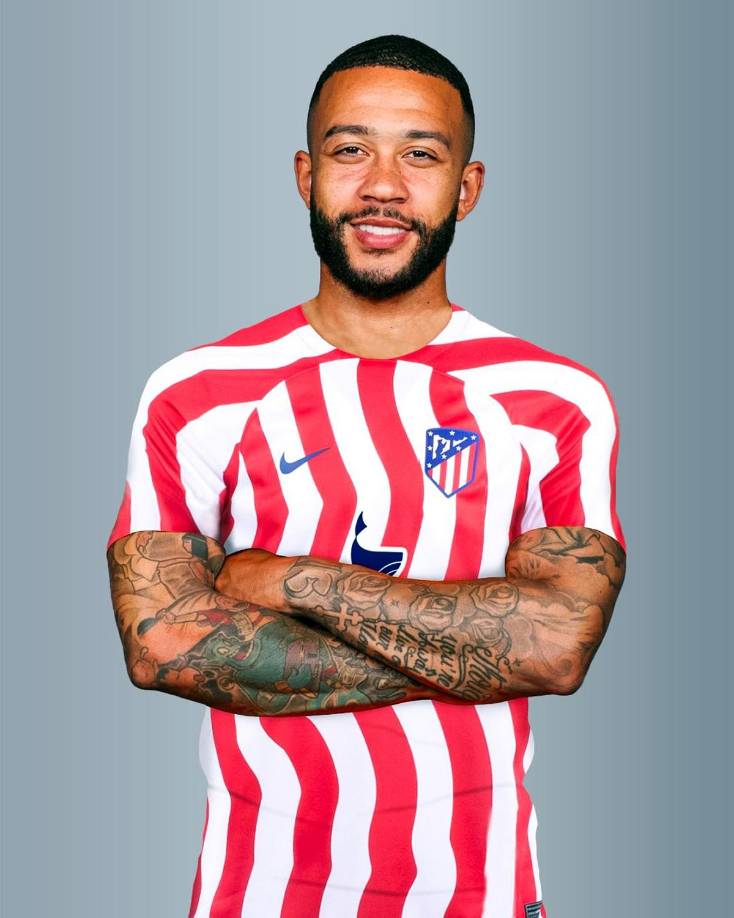 El Barcelona y el Atlético de Madrid han llegado a un principio de acuerdo para el traspaso de Memphis Depay, quien ya no se ha entrenado esta miércoles en la Ciudad Deportiva Joan Gamper con permiso del club, según informaron a EFE fuentes de la entidad azulgrana. El traspaso será oficial en las próximas horas.