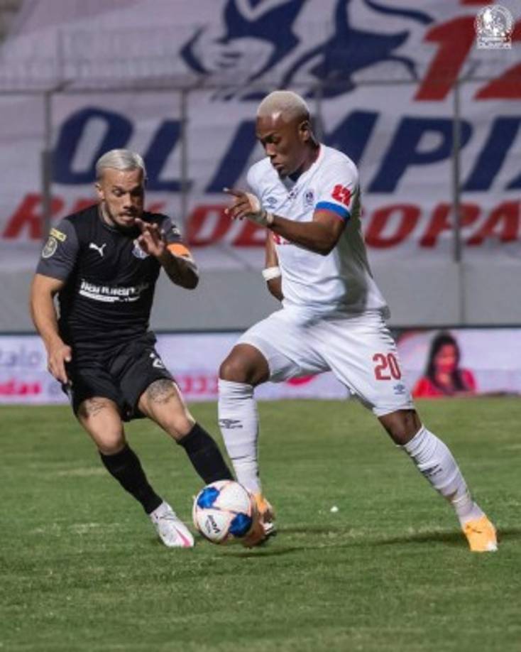 Deybi Flores: Mediocampista de contención del Olimpia.