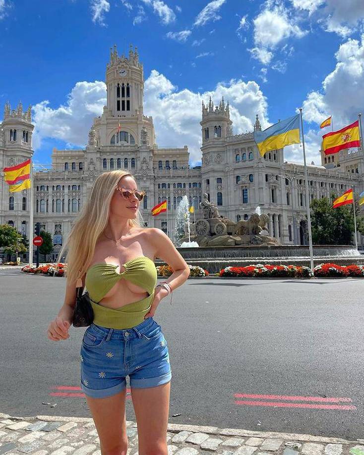 Álvarez es recordada en México, por ser una de las chicas que estuvo presente en una fiesta que organizaron los futbolistas del ‘Tri’ previo al Mundial de Rusia 2018.