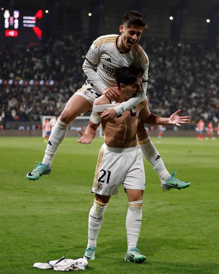 Locura del triunfo de Real Madrid, sorpresivo invitado y la razón de los abucheos a Kroos