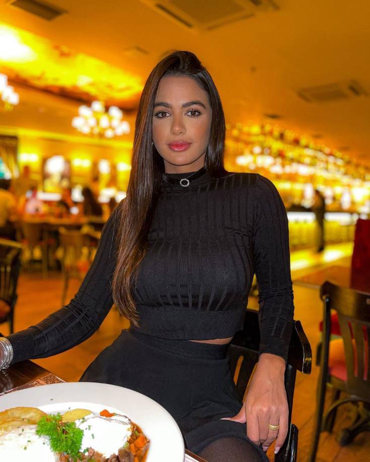 Muere famosa influencer tras cirugía para aumentarse los glúteos