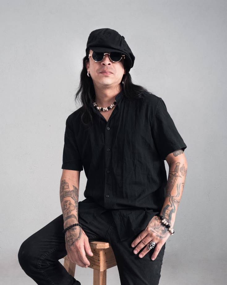 Nilo Espinal, artista y productor capitalino, aconsejó a Cesia: “Que se suelte, que haga lo que sabe hacer porque es una artista inmensa, nos está representando muy bien, cuenta con nuestra confianza porque sabemos que es una gran artista”. 