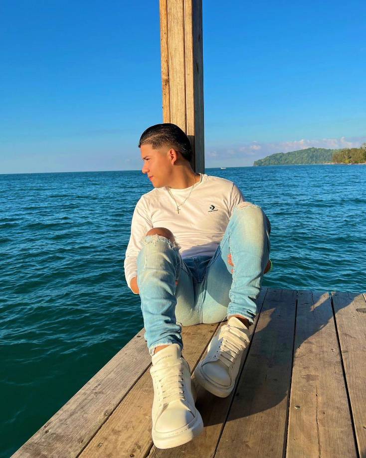 En aquella fatídica madrugada, Luis Laboriel se encontraba en la misma discoteca, en cuyo estacionamiento ocurrió la matanza. 