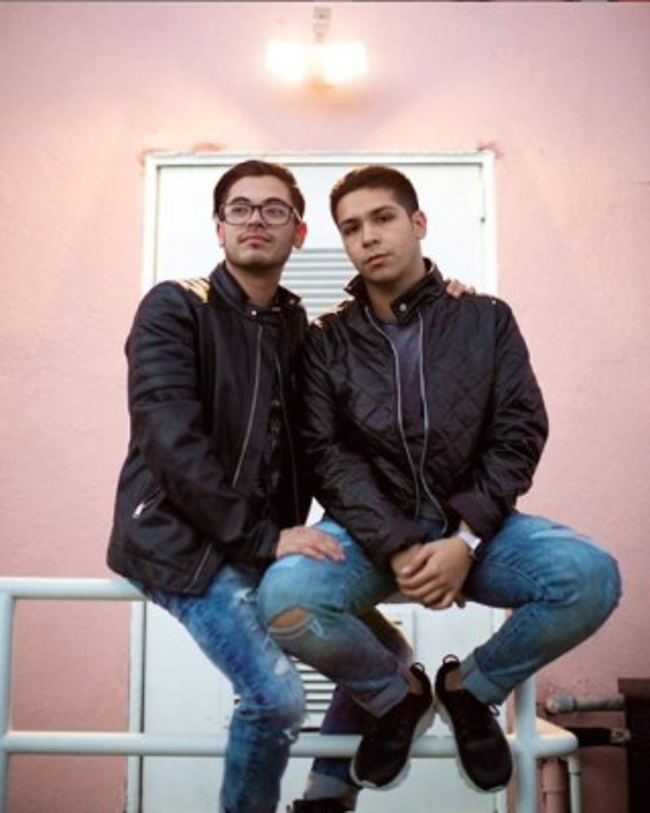 Lizbeth Rodríguez aprovechó el anunciamiento del romance y comentó 'Amigos ustedes son parejas' la popular frase con la que inicia 'Exponiendo Infieles'.