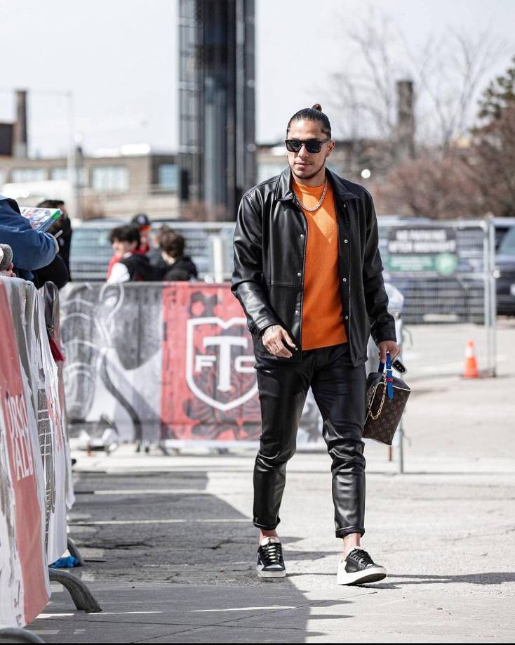 Minutos después de la grave ‘denuncia’ por parte de su madre, el futbolista ‘respondió’ en sus redes sociales y dejó un mensaje..