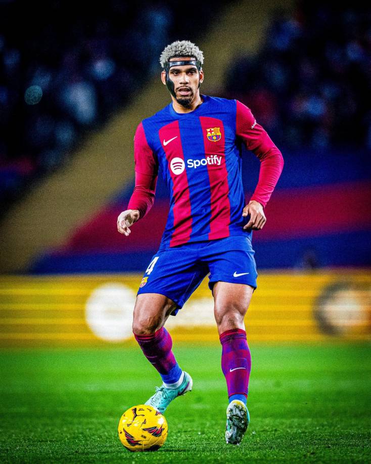 Defensa: Ronald Araujo espera liderar en la zona defensiva. El uruguayo es uno de los hombres de confianza en el equipo de Xavi.