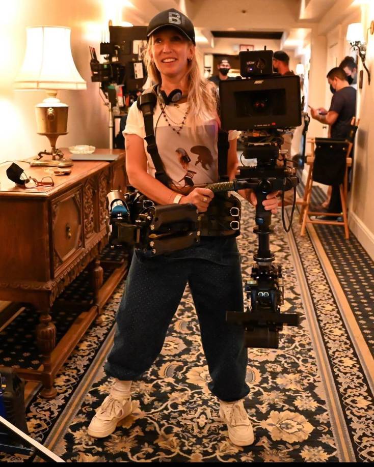 La pareja ha trabajado junta en varios proyectos, incluyendo la película “A Million Little Pieces”, dirigida por Sam y protagonizada por Aaron. Este tipo de colaboraciones ha fortalecido su relación, permitiéndoles compartir su pasión por el cine y el arte.