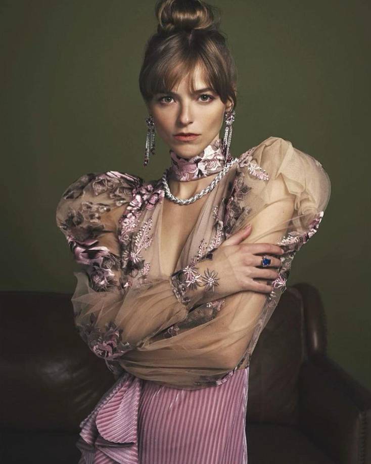 En 2018 confesó que estuvo tan enamorado de la modelo Sofía Treviño, que estuvo a punto de pedirle matrimonio. Ellos estuvieron juntos por casi dos años, pero Sofía decidió terminar la relación tras rumores de infidelidad por parte de Arturo. Él negó todo.