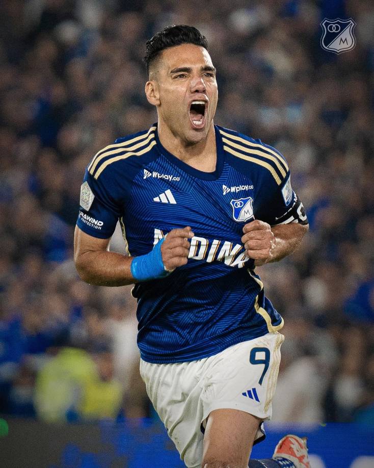 Radamel Falcao seguirá en Millonarios de Colombia al menos por otros seis meses. Las negociaciones del club con el jugador llegaron a buen puerto tras varios días de intensas reuniones.