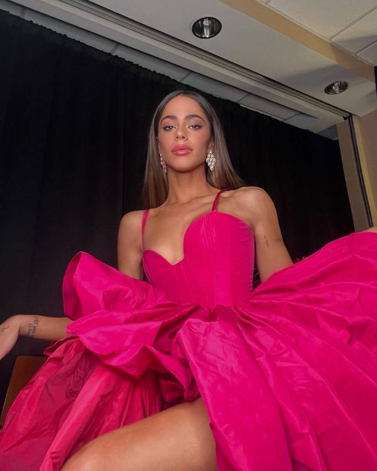 Tini Stoessel, quien se hizo famosa por su papel en “Patito Feo” es una de las cantantes más famosas de Argentina.