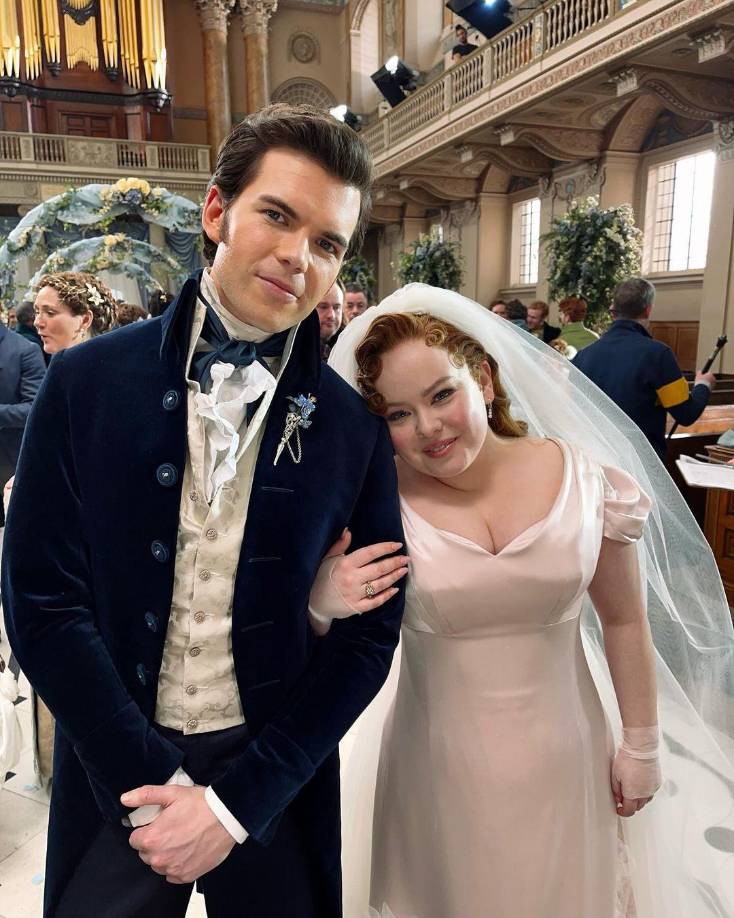 La temporada 3 de “Bridgerton” se estrenó en dos partes en Netflix entre mayo y junio de 2024. La serie se renovó hasta la temporada 4 en 2021.Está casi seguro que continuará más allá de la próxima temporada, dado que es una de las series más populares en la historia de Netflix.