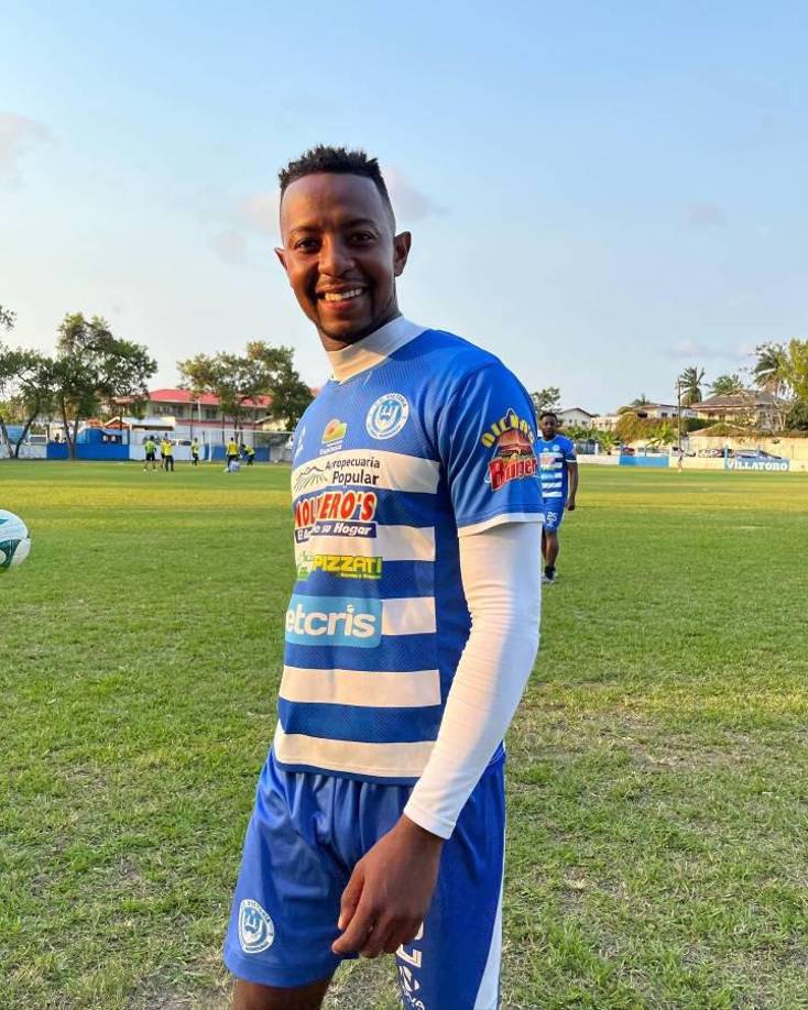 José Velásquez Colón: Al parecer el defensor no seguiría en las filas del Victoria. 