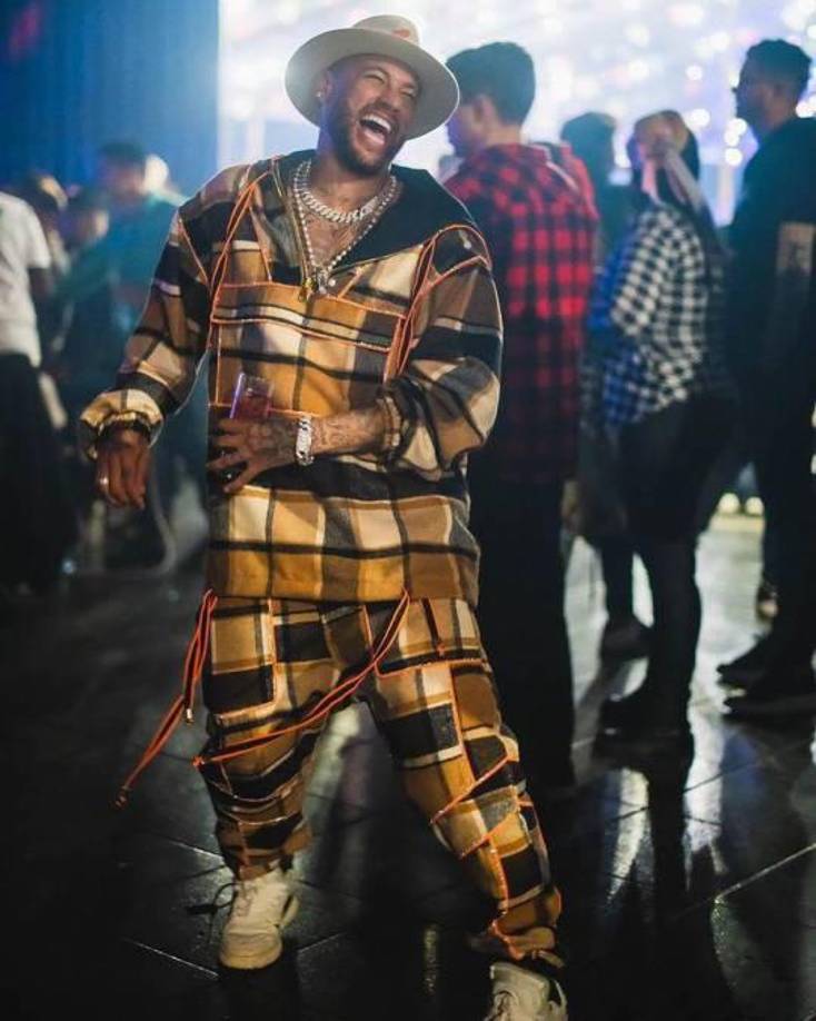 El proyecto causó revuelo en redes sociales y horas después de haberse publicado se agotaron algunos de los espacios para la alocada fiesta que tendrá DJ ‘S, shows y sobre todo la presencia de una de las figuras de la Canarinha.