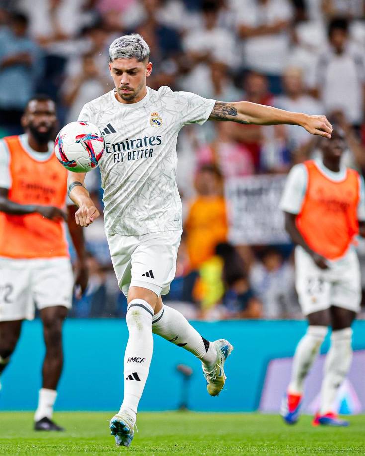 Sin embargo, el Real Madrid fue paciente y encontró el primer gol en el minuto 67 del encuentro tras una tremenda asistencia de Fede Valverde.