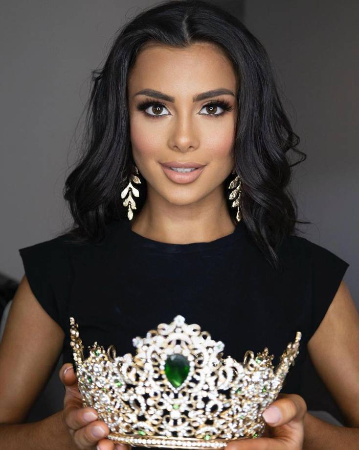 “Creo en mi gran potencial y en lo que tengo que ofrecer a la organización de Miss Grand. Me he preparado durante más de un año, poseo todas las herramientas necesarias para destacar. Tengo la convicción de que puedo traer una gran alegría a mi país, al conseguir esa primera corona dorada”.