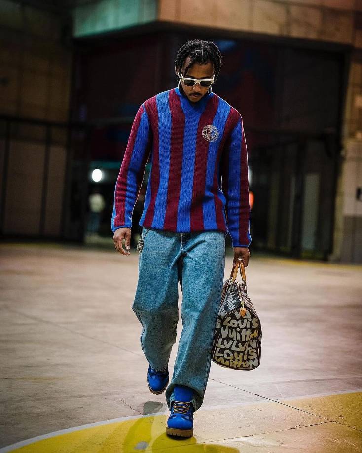 Así son los looks más atrevidos que ha usado Jules Koundé, futbolista francés del FC Barcelona.