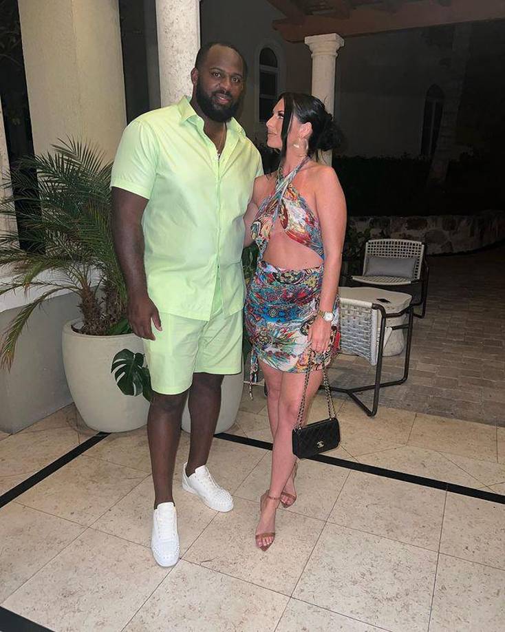 Fletcher Cox y Kaycee Marchetti: Durante más de una década, Cox ha sido el ancla de la línea defensiva de Philadelphia. Estaba cuando los Eagles ganaron el Super Bowl por última vez.