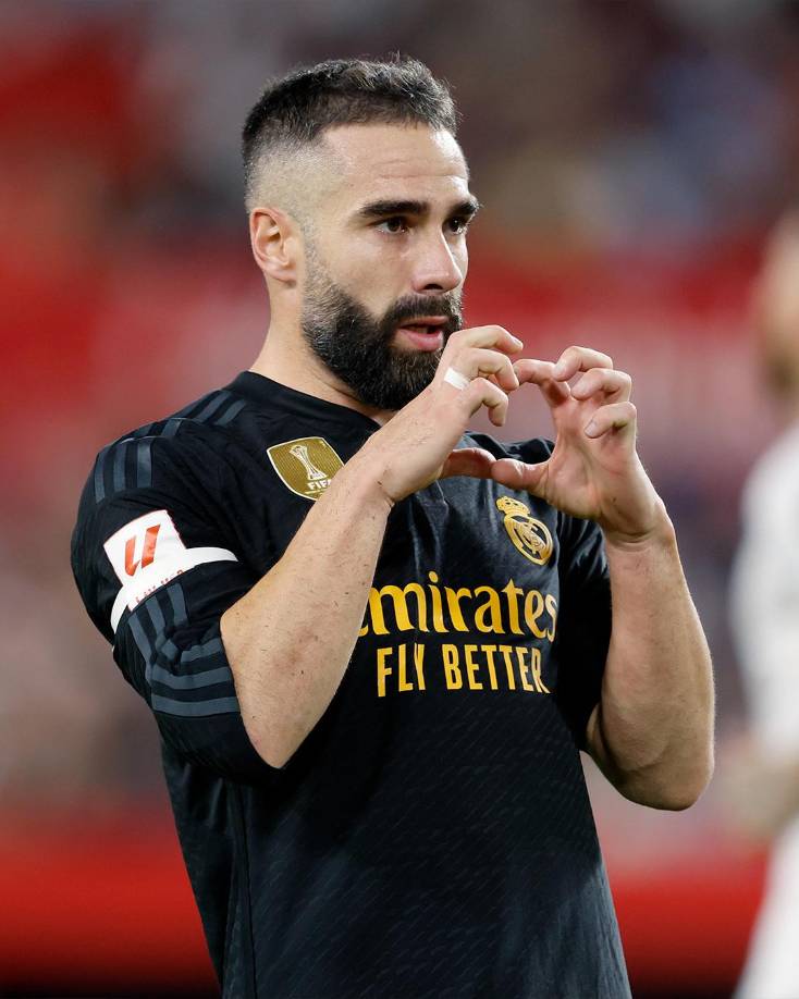 Así celebró Dani Carvajal su gol que rescató al Real Madrid en el Ramón Sánchez Pizjuán.