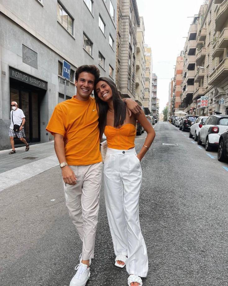 Gemma Iglesias es la pareja del jugador Riqui Puig, excompañero de Piqué en Barcelona. Hoy, la chica ha revelado los secretos de Clara para enamorar a Gerard Piqué.