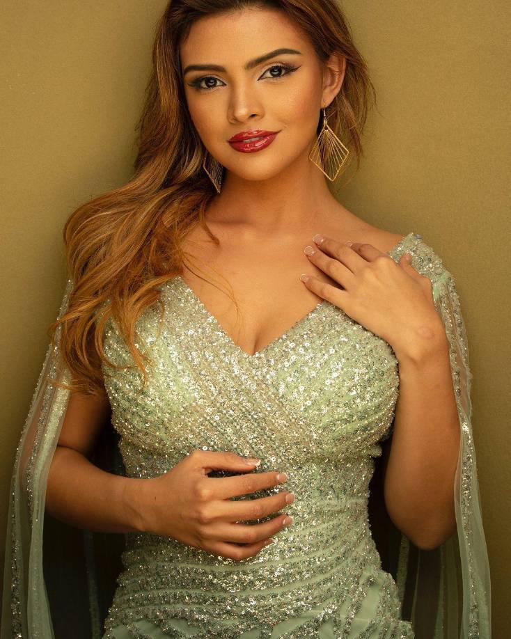 Miss Tegucigalpa, Anne Chris. 