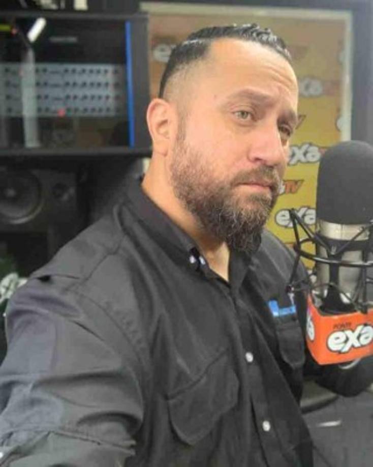 Allan Vallecillo: El locutor es aficionado al Olimpia.