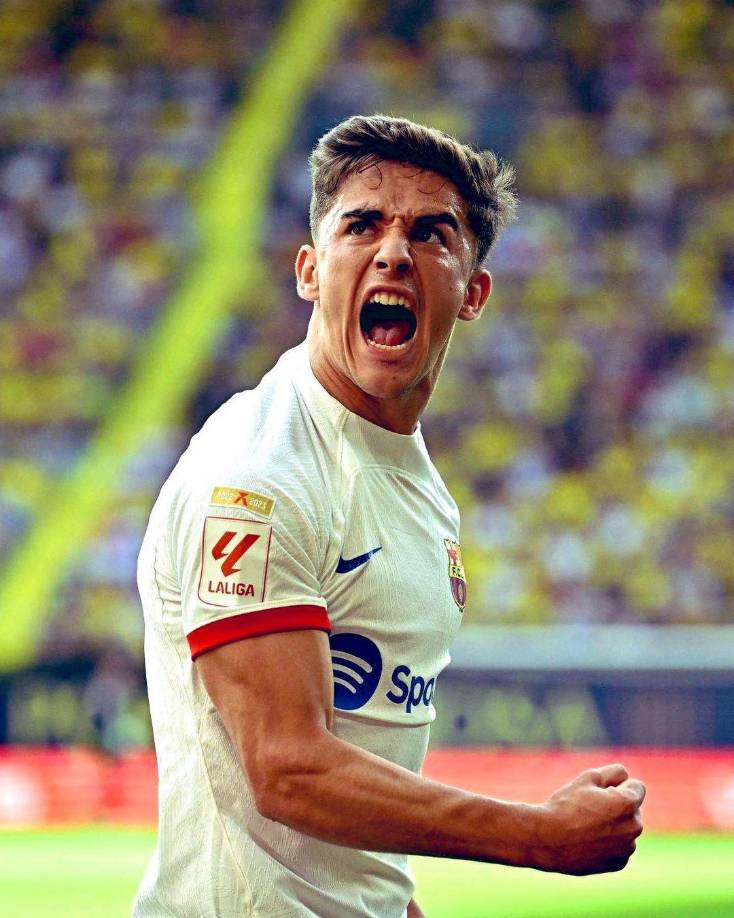 Gavi, el joven jugador español es otro de los titulares en el conjunto azulgrana.