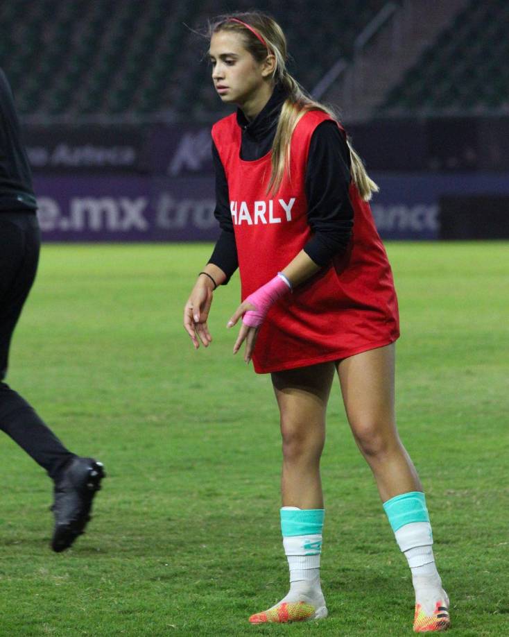 Se trata de Nailea Vidrio, actual futbolista del Pachuca femenil y quien confesó que en ese entonces su anterior equipo “minimizó” el asunto.