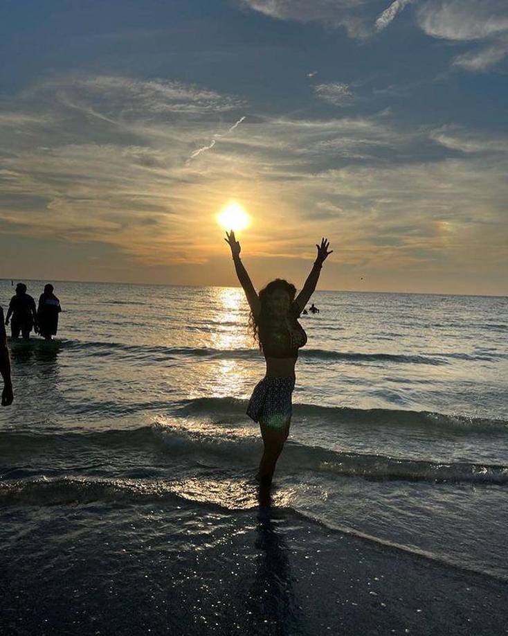 Pero, sin duda, la hermosa esposa del excomentarista se robó la atención de sus miles de seguidores.