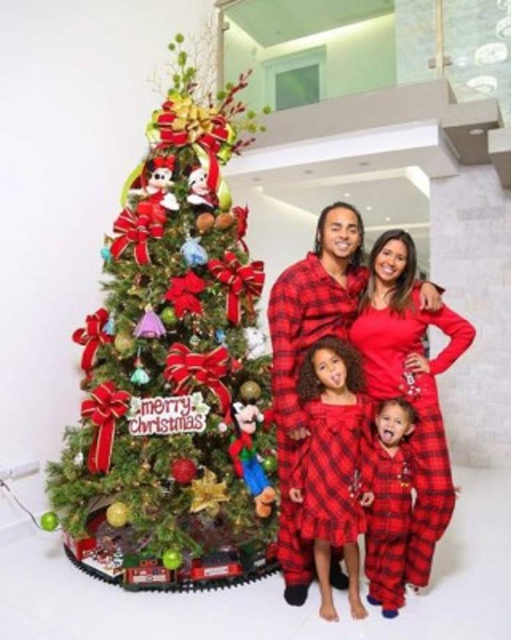 Cuando sus fanáticas escuchan a Ozuna no se crearían que es un padre de familia.<br/>El reguetonero es padre de Sofía y Jacob Andrés Ozuna Meléndez, ambos frutos de su amor con su esposa, Taina Marie Meléndez.