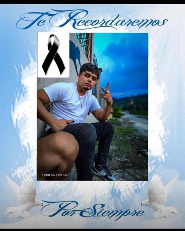 Gerardo Díaz iba en su moto y en el lugar había una rastra parqueado. 