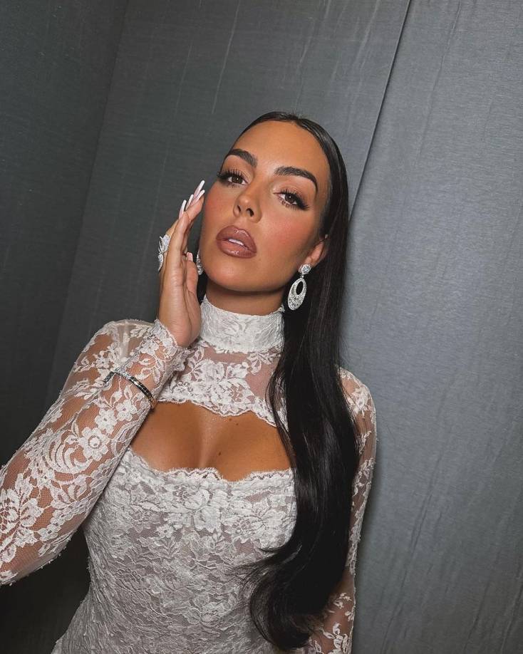 Georgina Rodríguez fue sensación en la entrega de los premios Globe Soccer Awards en Dubái.