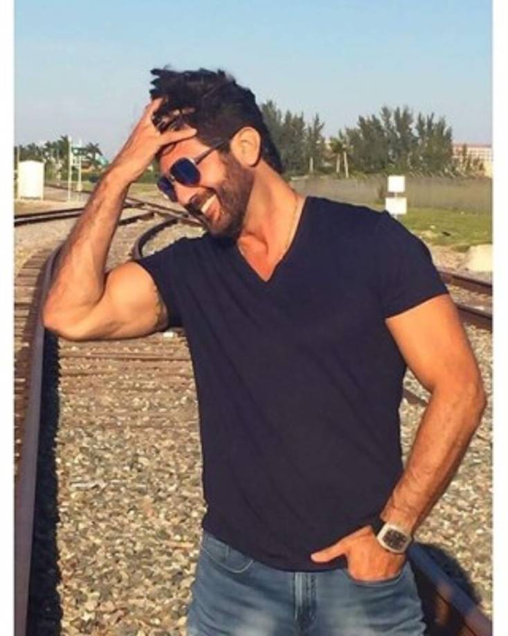 Actualmente participa en el show ‘Solo para mujeres’ por lo que se ha mantenido alejado de los medios de comunicación, pero trabajando mucho.