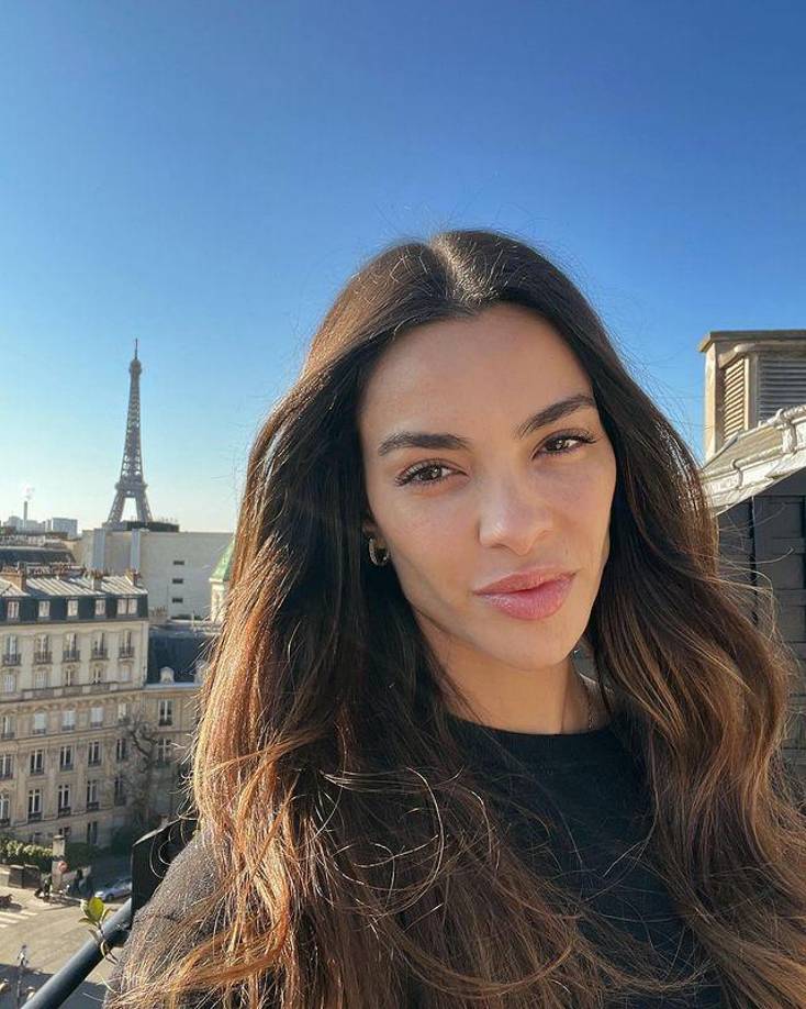 Mientras tanto, Joana Sanz, sorprendió a muchos publicando un mensaje para Alves en el día de su cumpleaños, a pesar de continuar con el proceso de divorcio.