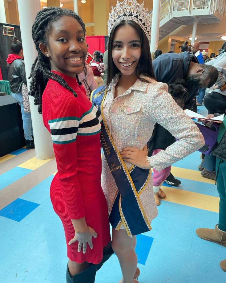 Kelaina Slaughter, de 20 años, estudiante de inglés en la Universidad de Louisville, Kentucky, se enteró de la polémica a través de otro video de TikTok.