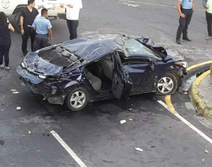 Un hombre muerto dejó un accidente vehicular la madrugada de este viernes en la avenida Circunvalación de San Pedro Sula, zona norte del país.
