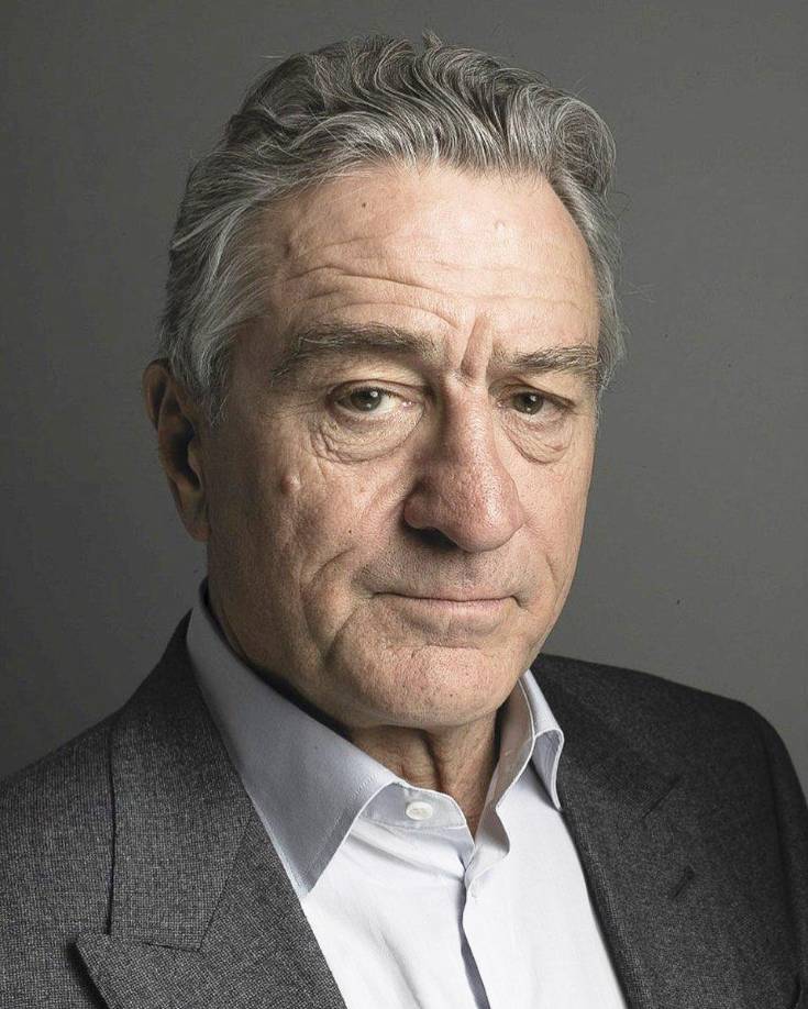 Robert De Niro el actor estadounidense fue diagnosticado con cáncer de próstata en el 2003, fue detectado en una fase temprana por sus frecuentes chequeos y lo superó por completo. 