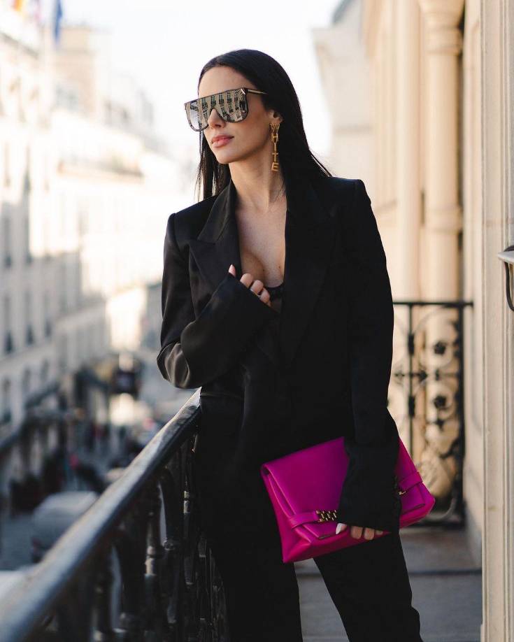 La modelo estudió en la <b>Universidad de Anhembi Morumbí</b>, en su ciudad natal, <b>Sao Paulo</b>, y se ha destacado por su estilo de vida en la alta sociedad, luciendo marcas como Louis Vuitton y otros diseñadores de prestigio en sus publicaciones en redes sociales.