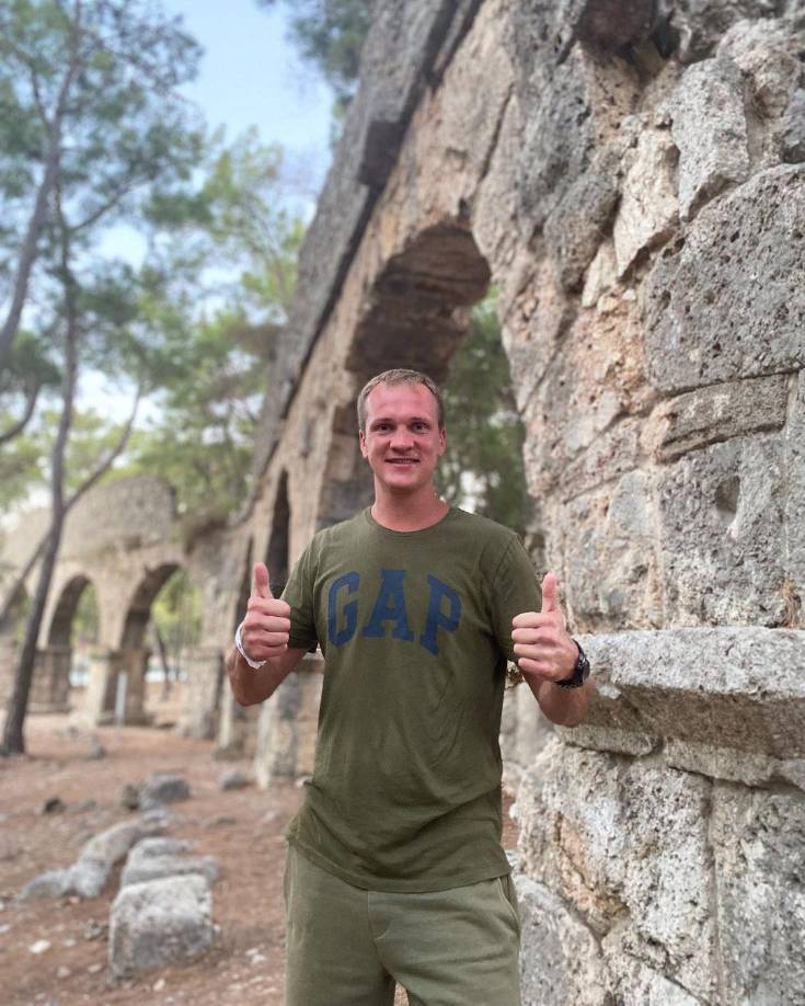 Desde que se unió como voluntario, Vitalii Merinov compartía en sus redes sociales distintos momentos de su lucha la guerra.