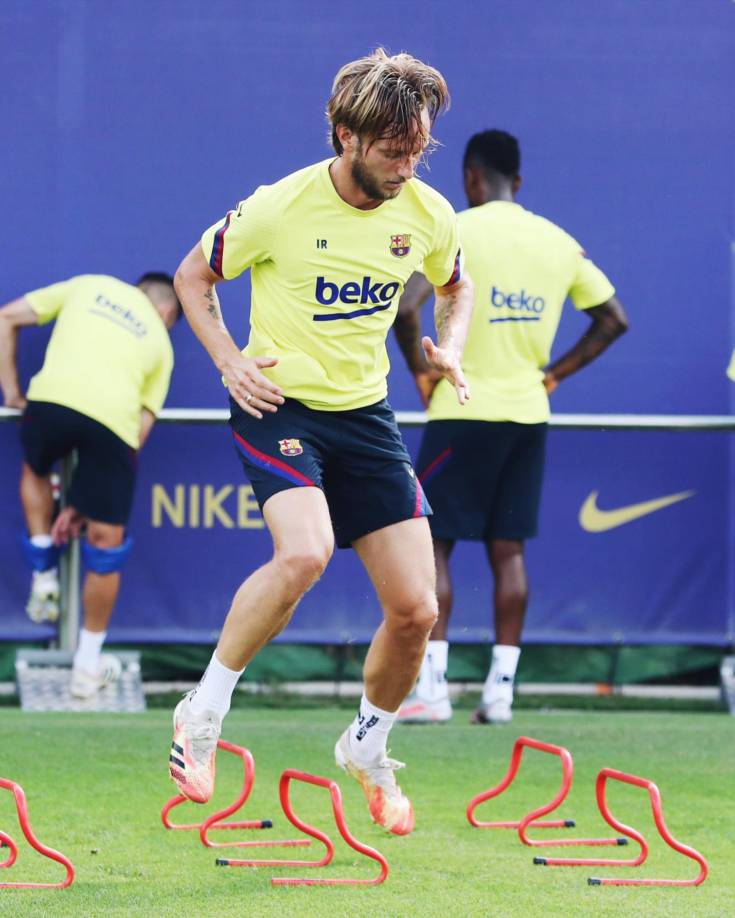 El croata vivió una pesadilla ante la Roma y Liverpool y explicó el motivo de la debacle del Barcelona.