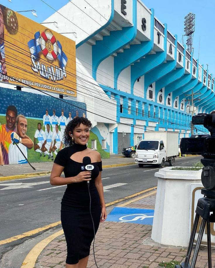 Emma en un contacto desde el mítico estadio Morazán, sede del duelo del 15 de noviembre.