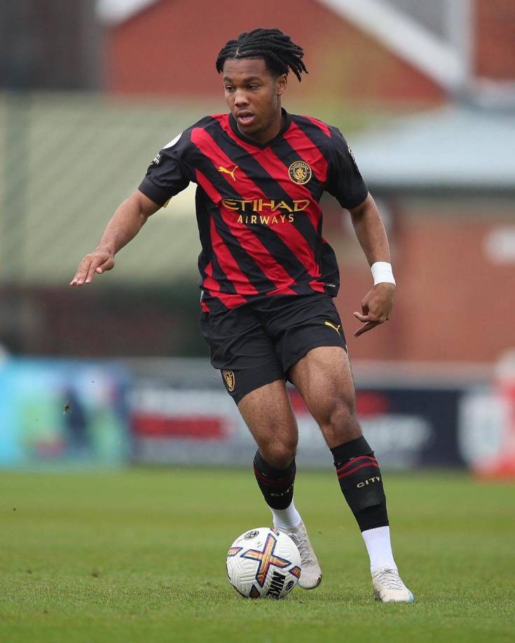 El Manchester City no la pasa muy bien en Europa, por lo que Guardiola hizo rotación en busca de darle recambio al equipo. Hamilton apareció como una de esas nuevas cartas. 