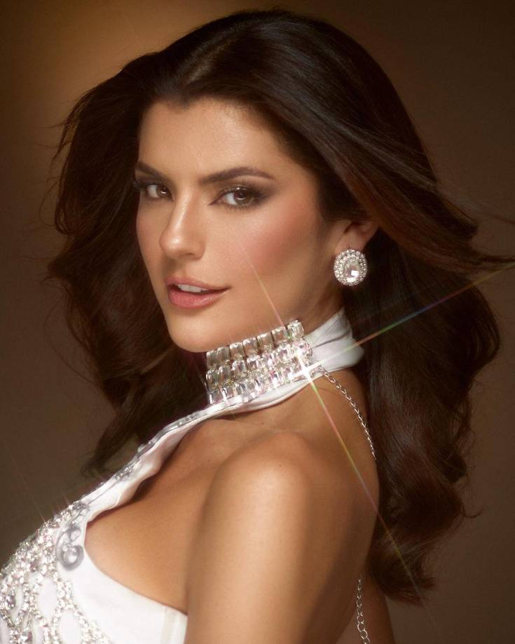 Tatiana Calmell - Perú