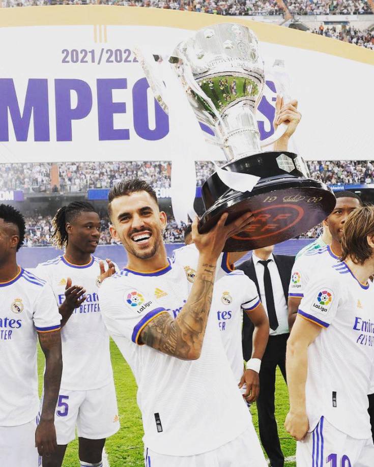 Dani Ceballos y su futuro están en el aire. En un principio se informaba que iba a salir del Real Madrid, pero al parecer Ancelotti ha decidido retenerlo ya que el futbolista ha comenzado a tener más minutos y los ha sabido aprovechar.