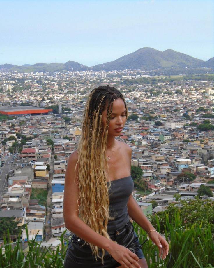 Medios de EUA informan que Juliana salió con Hamilton en un restaurante de Nueva York. 