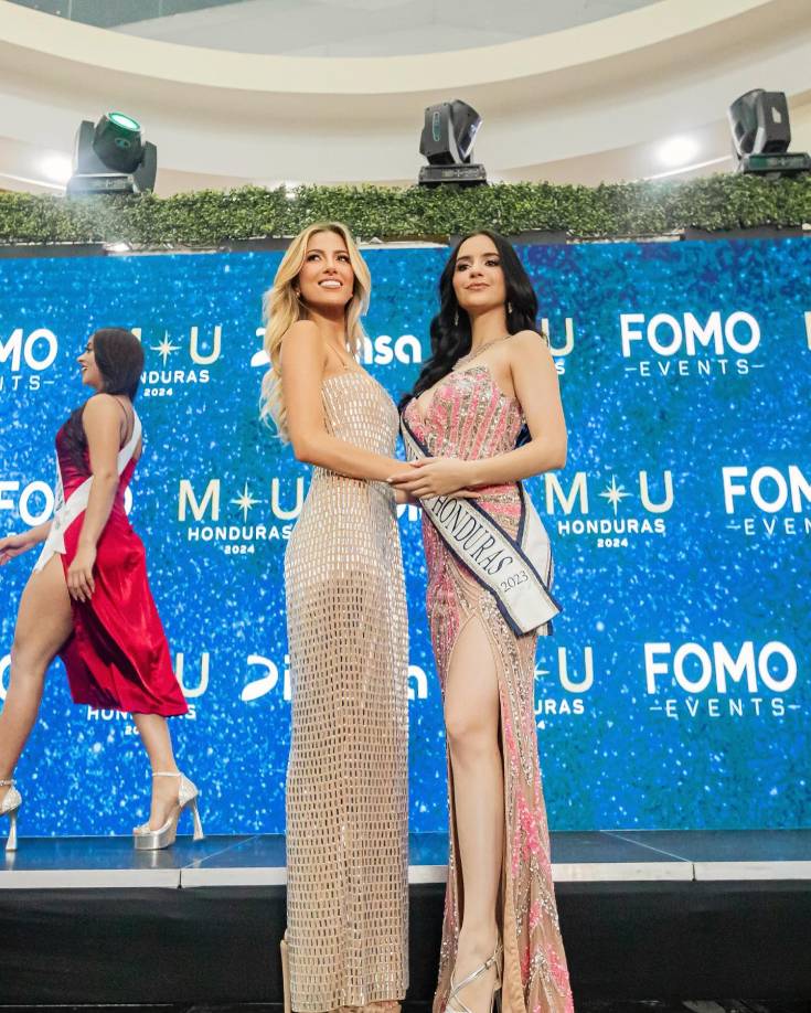 Rebeca Rodríguez y Zu Clemente también coincidieron en una presentación especial del Miss Honduras Universe que se llevó a cabo en Diunsa, en San Pedro Sula. Las beldades aprovecharon el momento para posar juntas y compartir algunas anécdotas. 